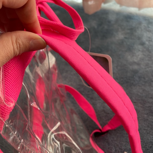 🫧🩷Clear Backpack - Picture 4 of 9